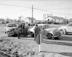 Accident-corner-of-New-York-S-Main-1953-02-07