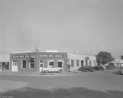 Beavers-Garage-003-1951-06-01