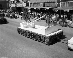 Beta-Sigma-Phi-Float-1954-05-27