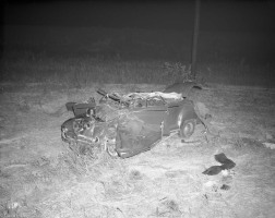 Cameron-Gaults-Car-after-wreck-July-3-1949-001