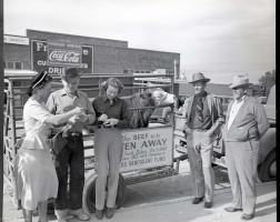 Deaf-Smith-County-Riders-Calf-Given-Away-Oct-9-1948-003