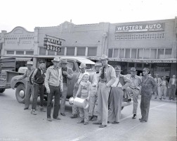 Deaf-Smith-County-Riders-Calf-Given-Away-Oct-9-1948-004