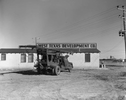 Earl-Plank-Truck-Rig-Jan-21-1949-002