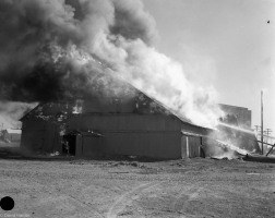 Elevator-Fire-Dimmitt-01-1952-02-16