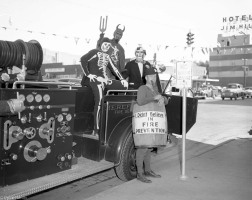 Fire-Inspection-1-Clowns-on-Fire-Truck-1953-09-24